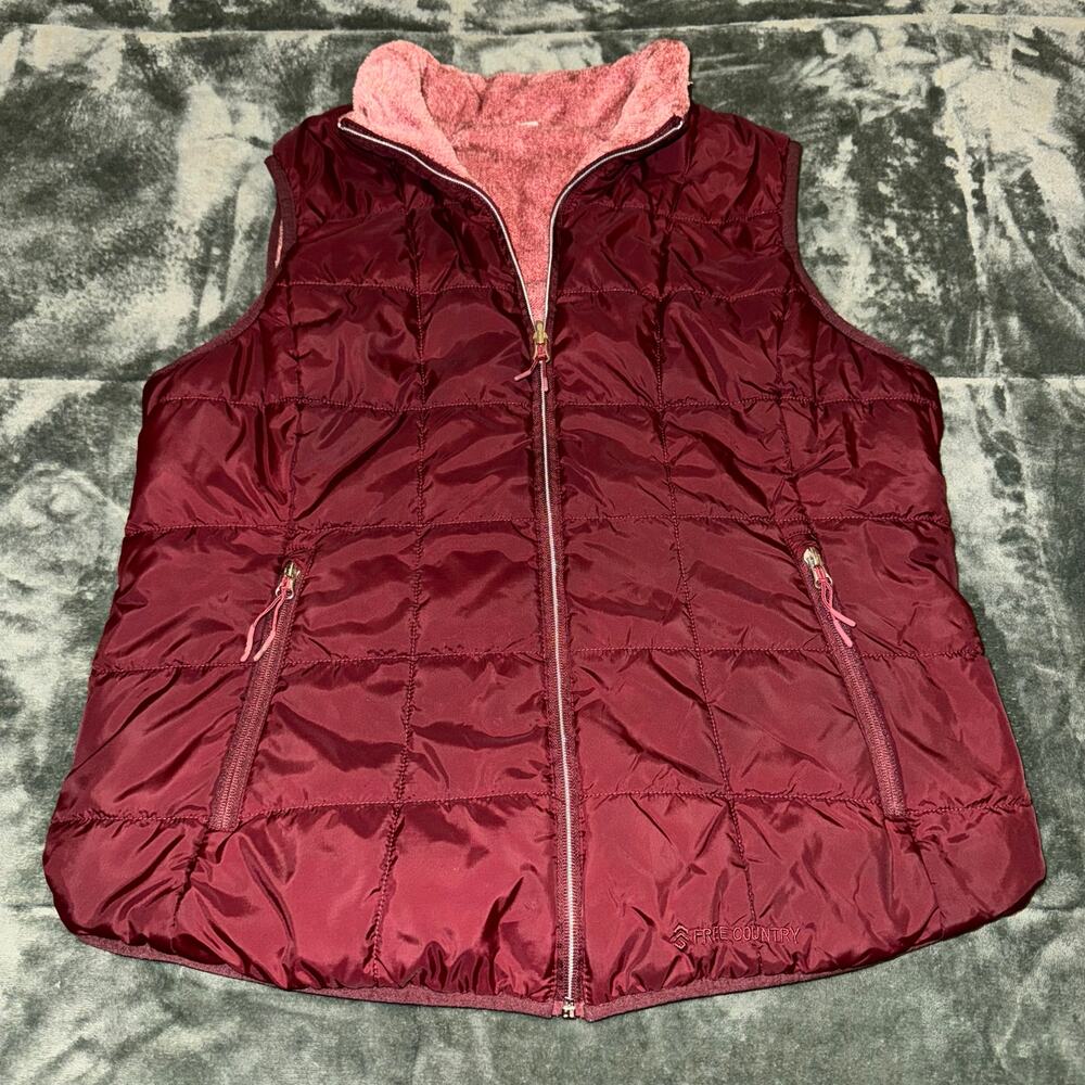 Free Country Dark Cherry Quilted Reversible Vest Woman's Size Large Red/Pink